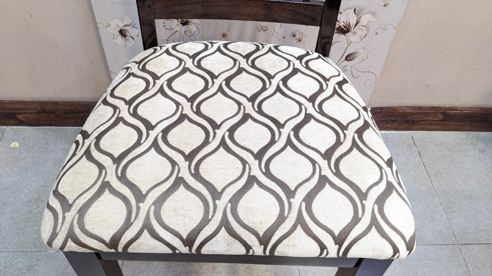 Imported Malaysian 6 Seater Dining Table