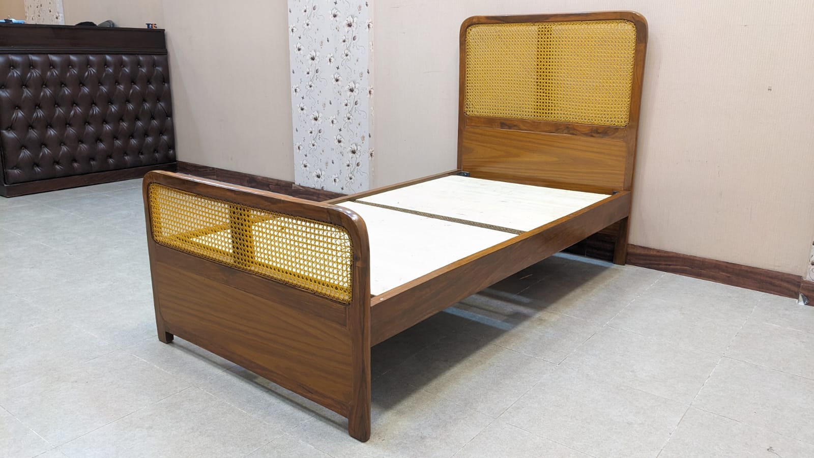 Solid Sheesham Wood Single Bed