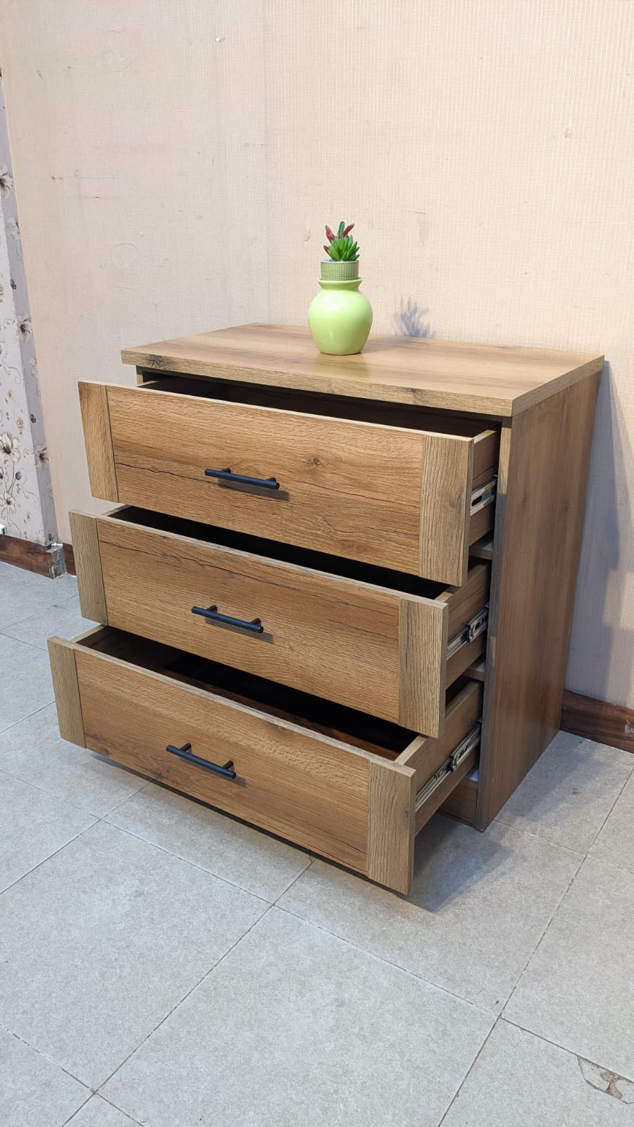 New Chest Of Drawers