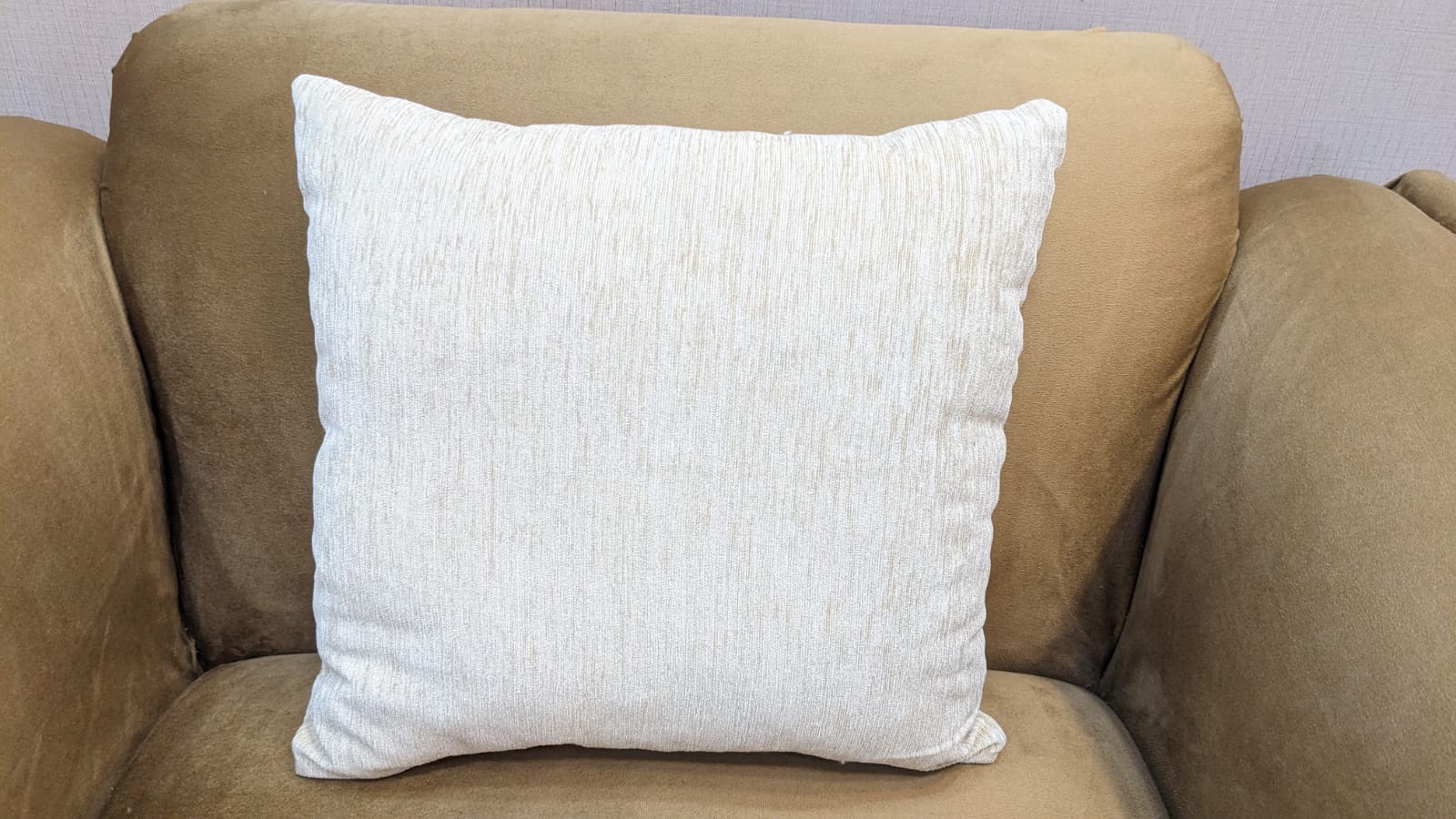 Comfortable 4 Seater Sofa Set