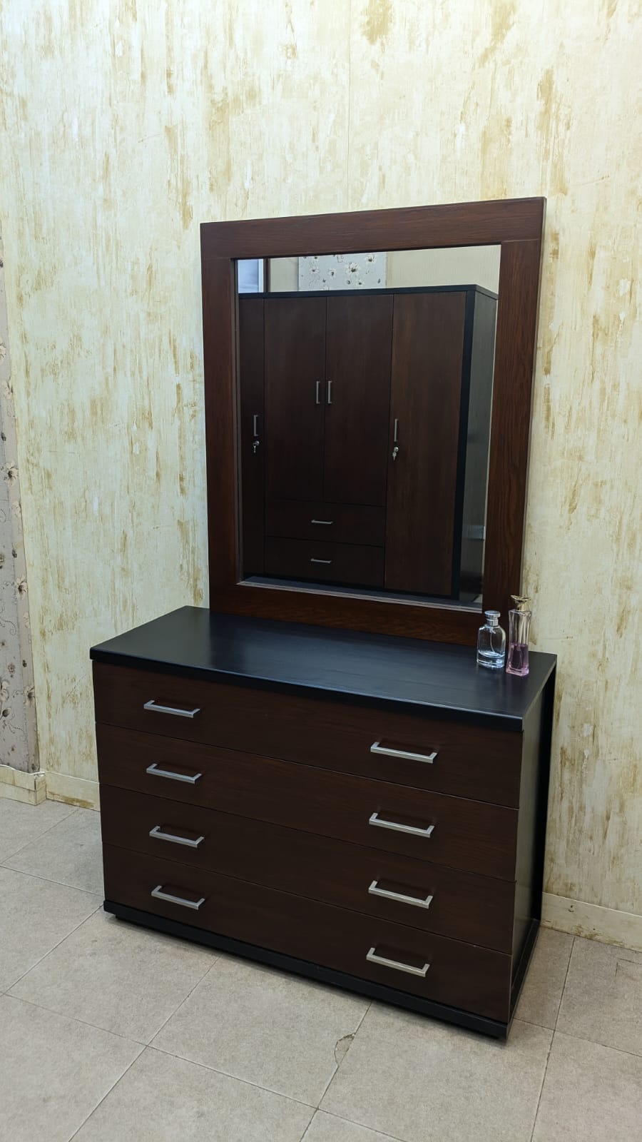 Habitt Cooper King Size Bedroom Set