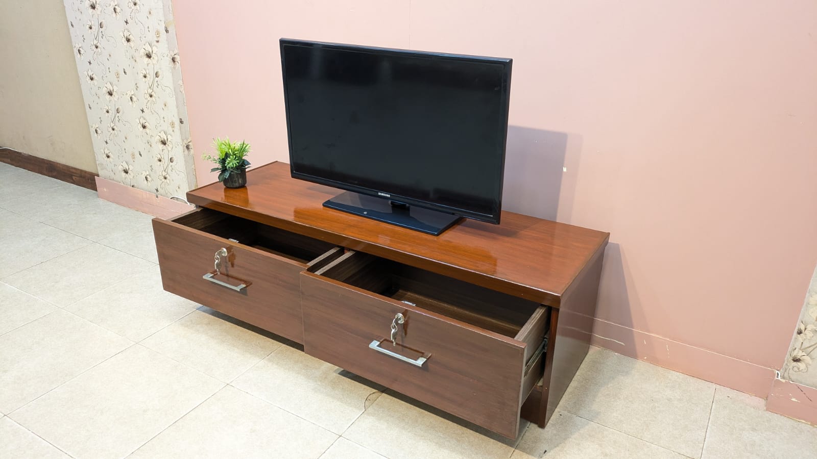Polish material Led Unit