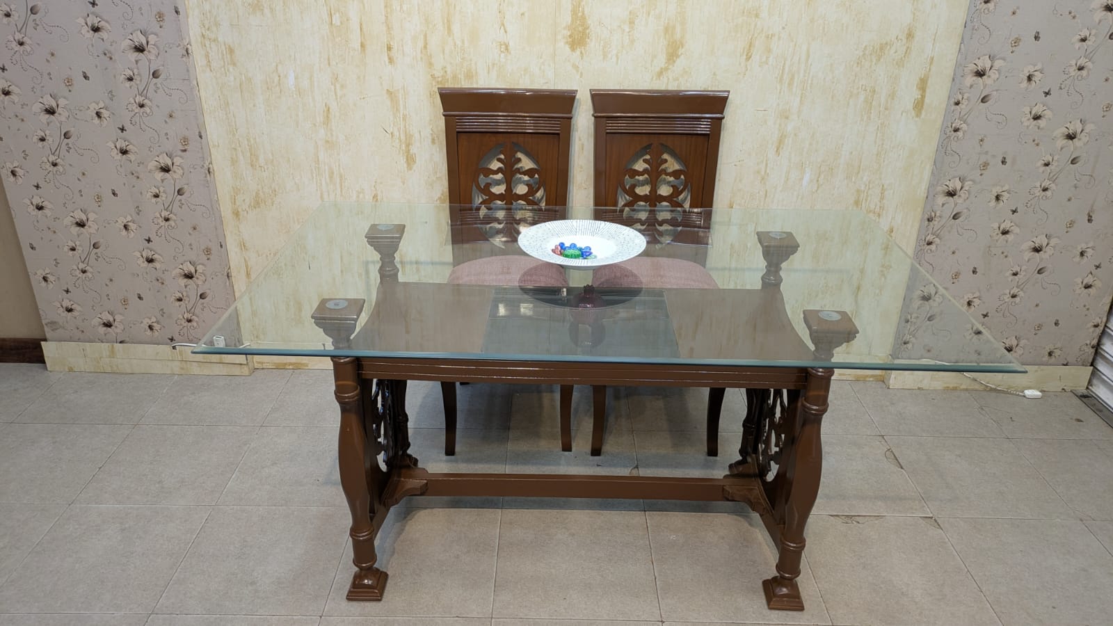 Sheesham wood 6 Seater Dining Table