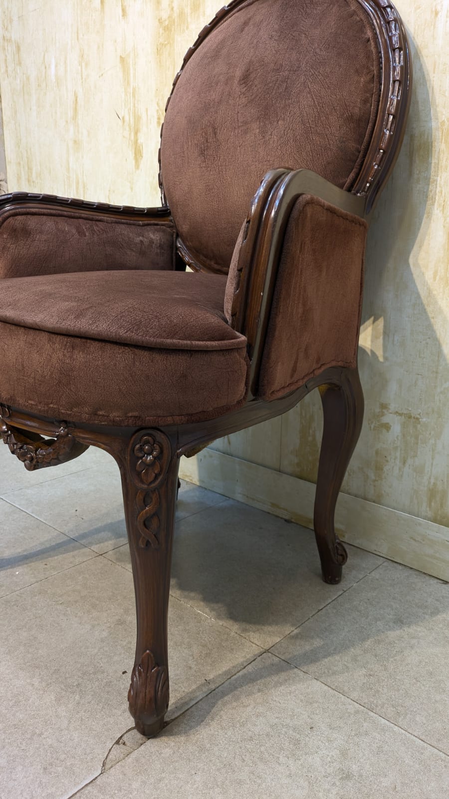 Beautiful Solid Sheesham Wood Coffee Chair Set