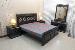 King Size Bed With 2 Side Tables and Dressing Table
