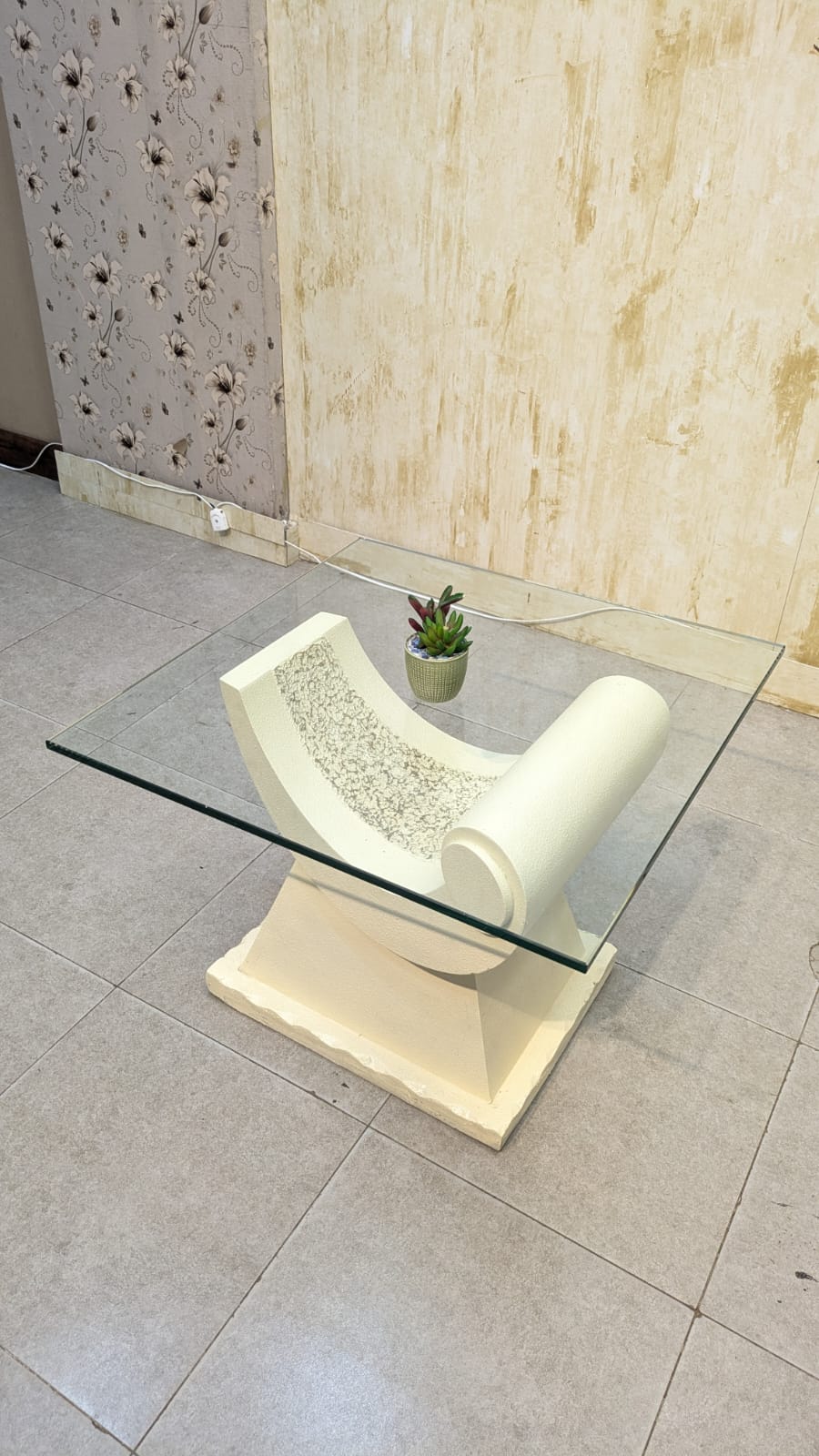 Center Table with 2 Side Tables