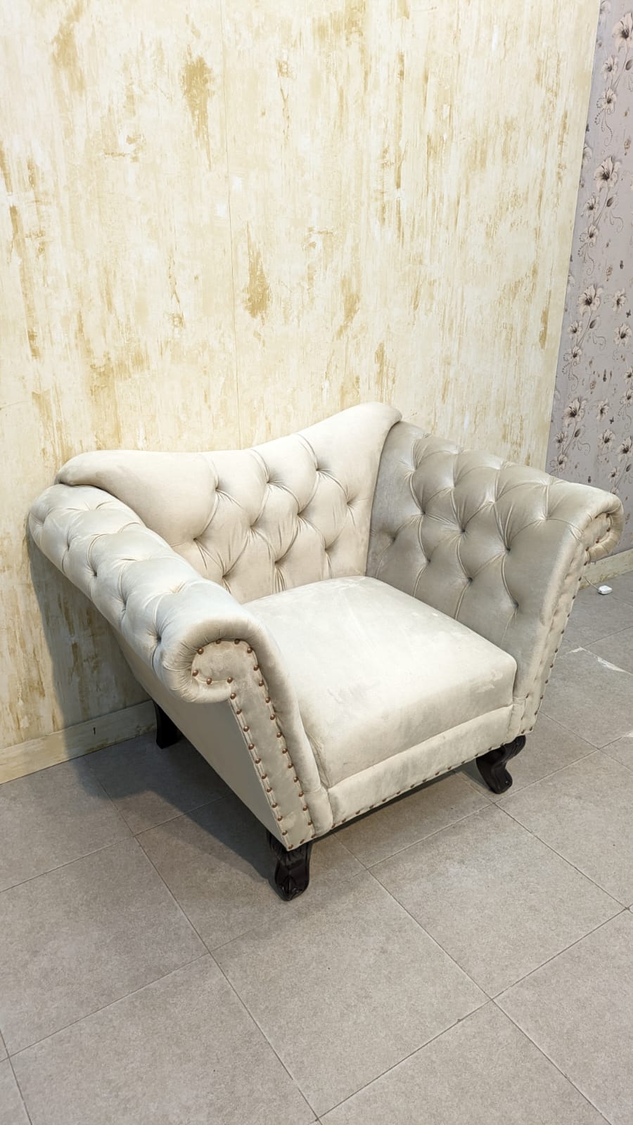 Comfortable 7 Seater Sofa Set