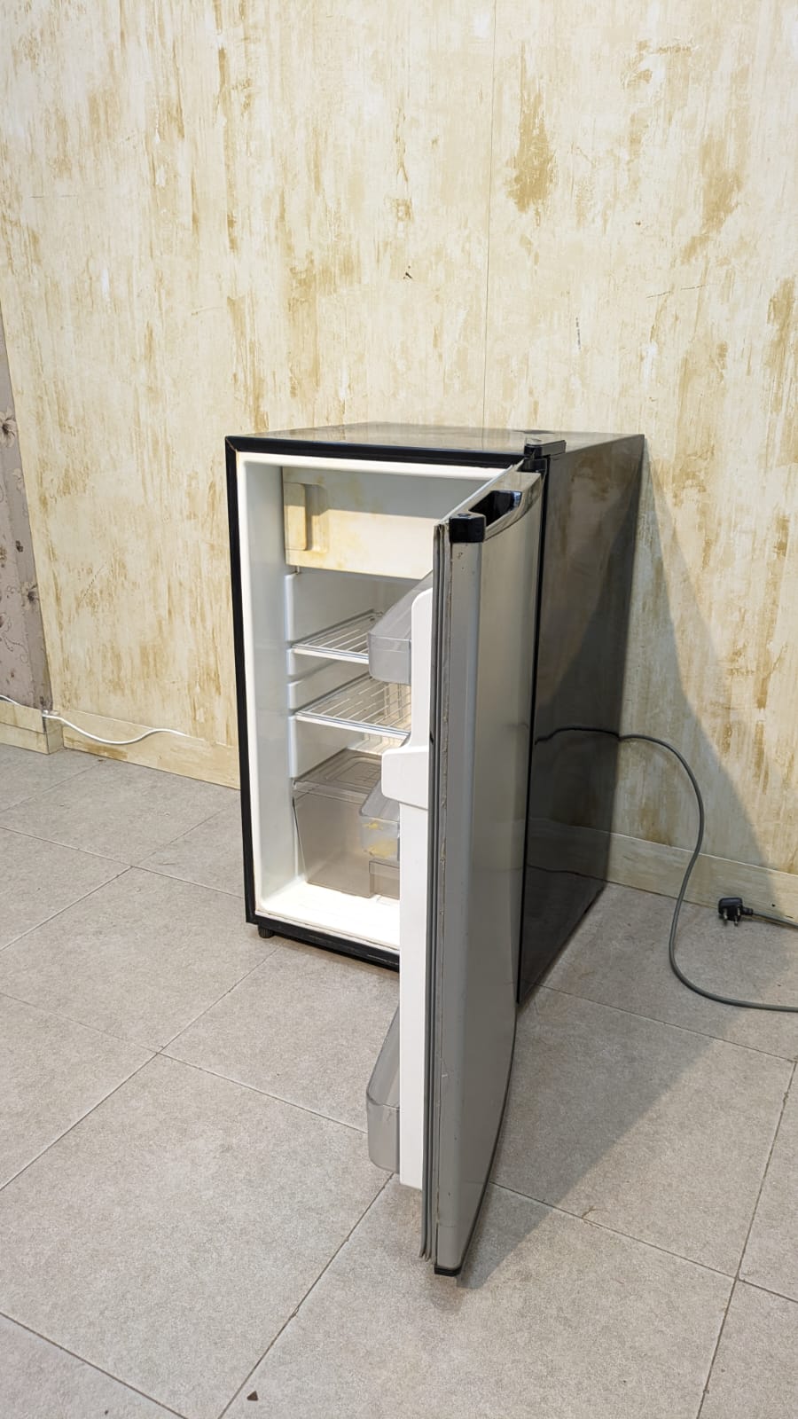 Dawlance Room Refrigerator
