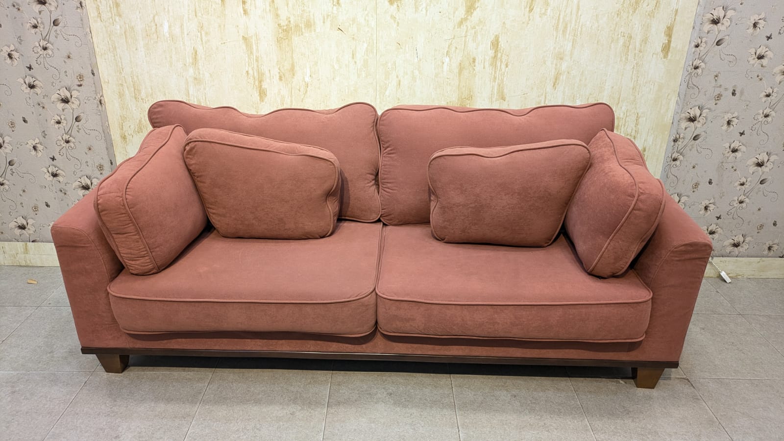 3 Seater Sofa with Cushion