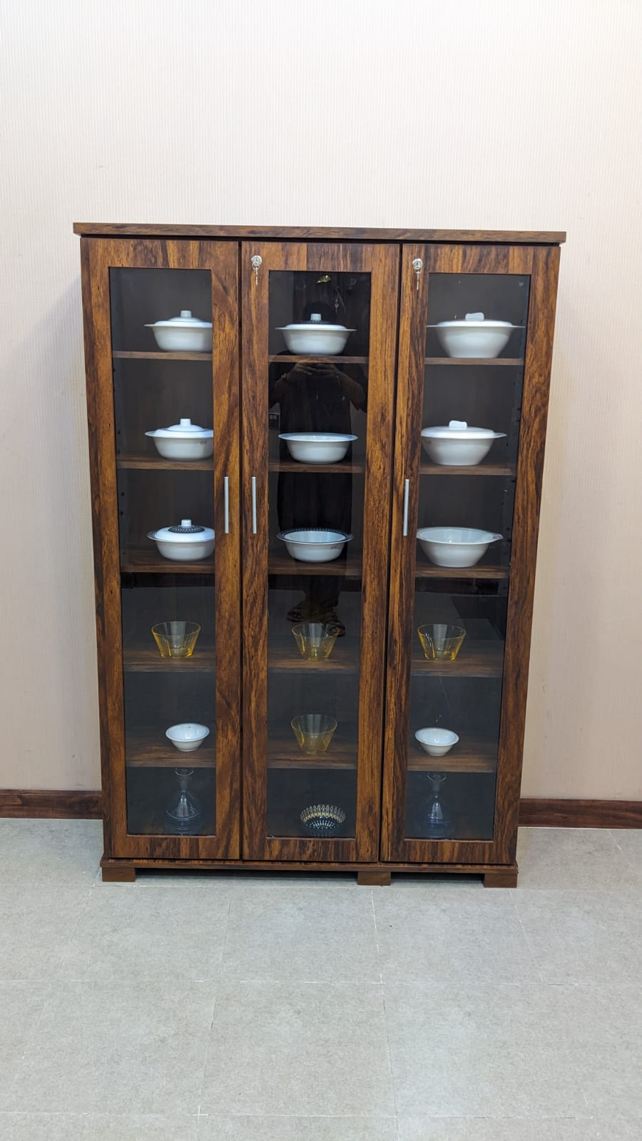 Brand New 3 Door Divider