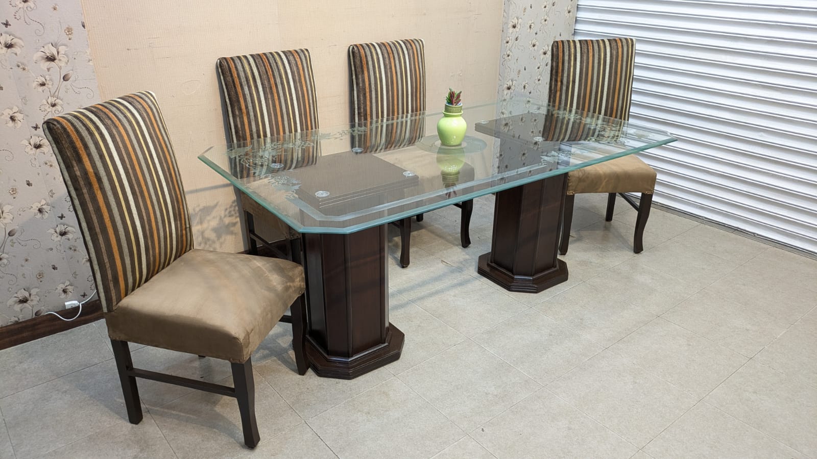 6 Seater Dining Table