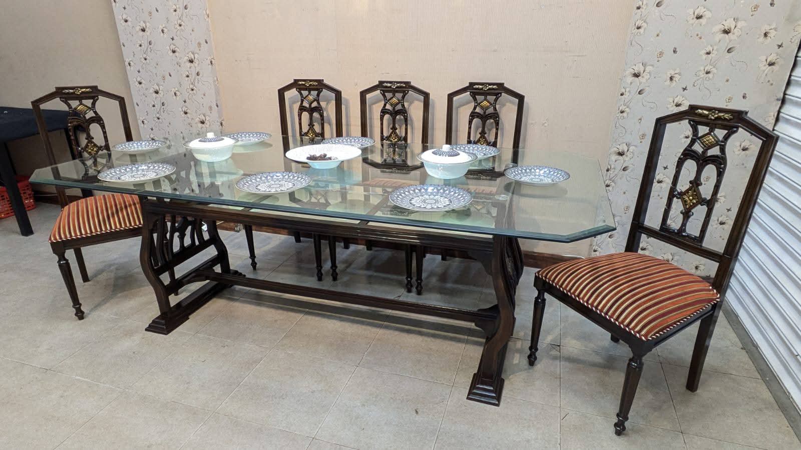 Solid Sheesham Wood 8 Seater Dining Table