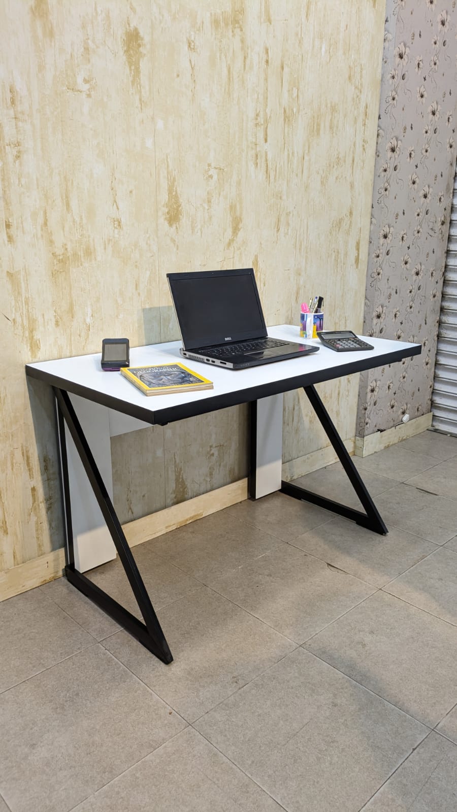 Brand New Modern Study Table – Sleek & Practical