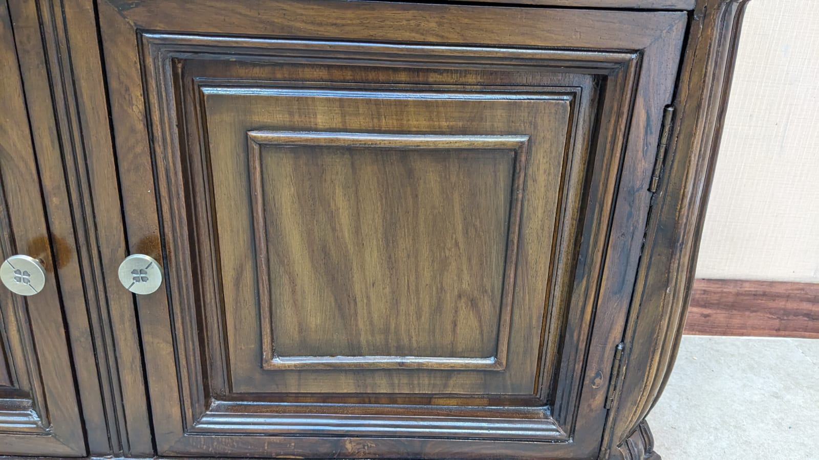 Solid Sheesham Wood King Size Bed With 2 Side Tables and Dressing Table