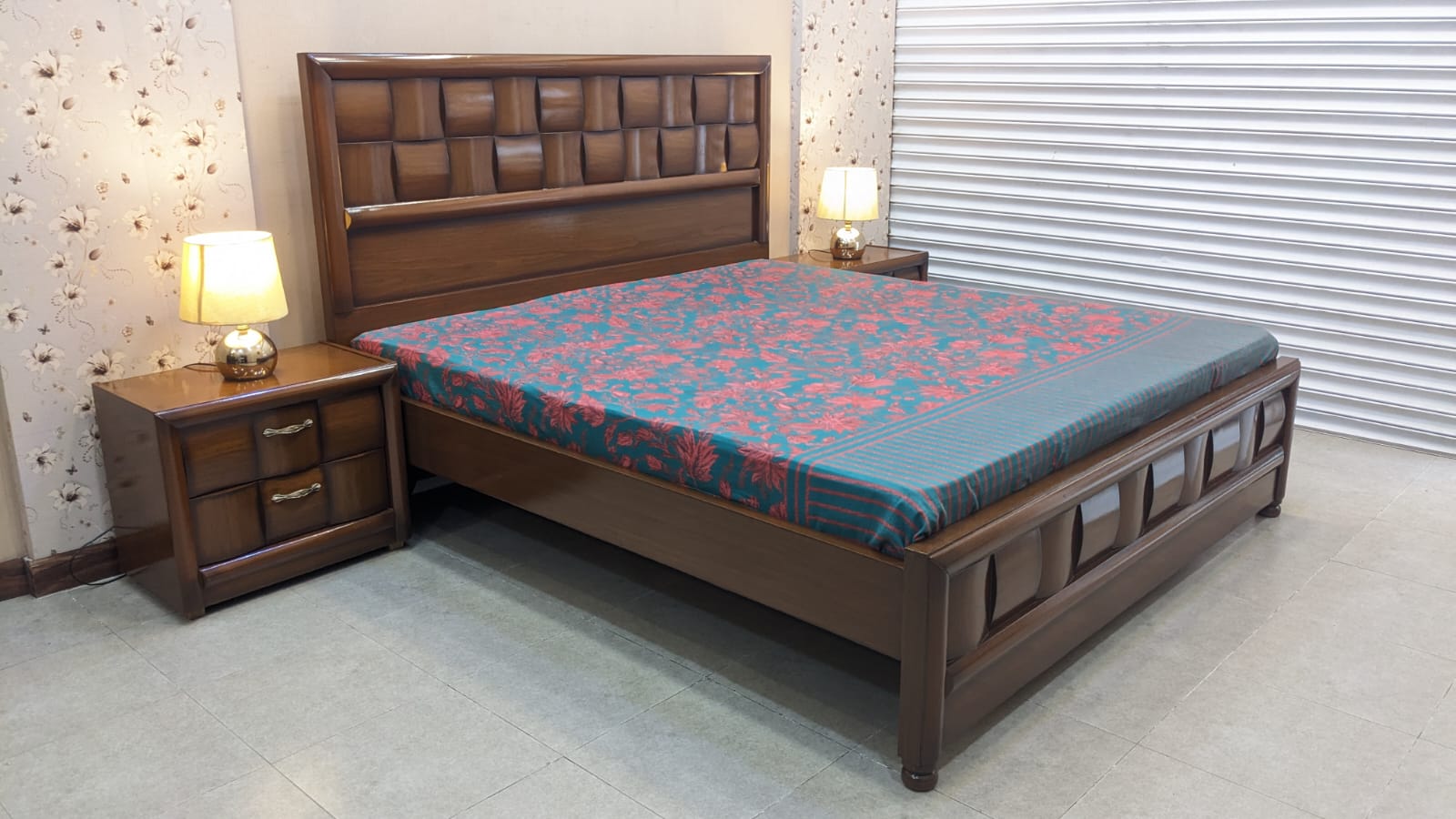 King Size Bedroom Set with Almirah