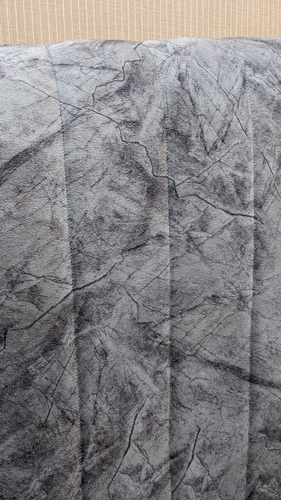 King Size Bed With 2 Side Tables and Dressing