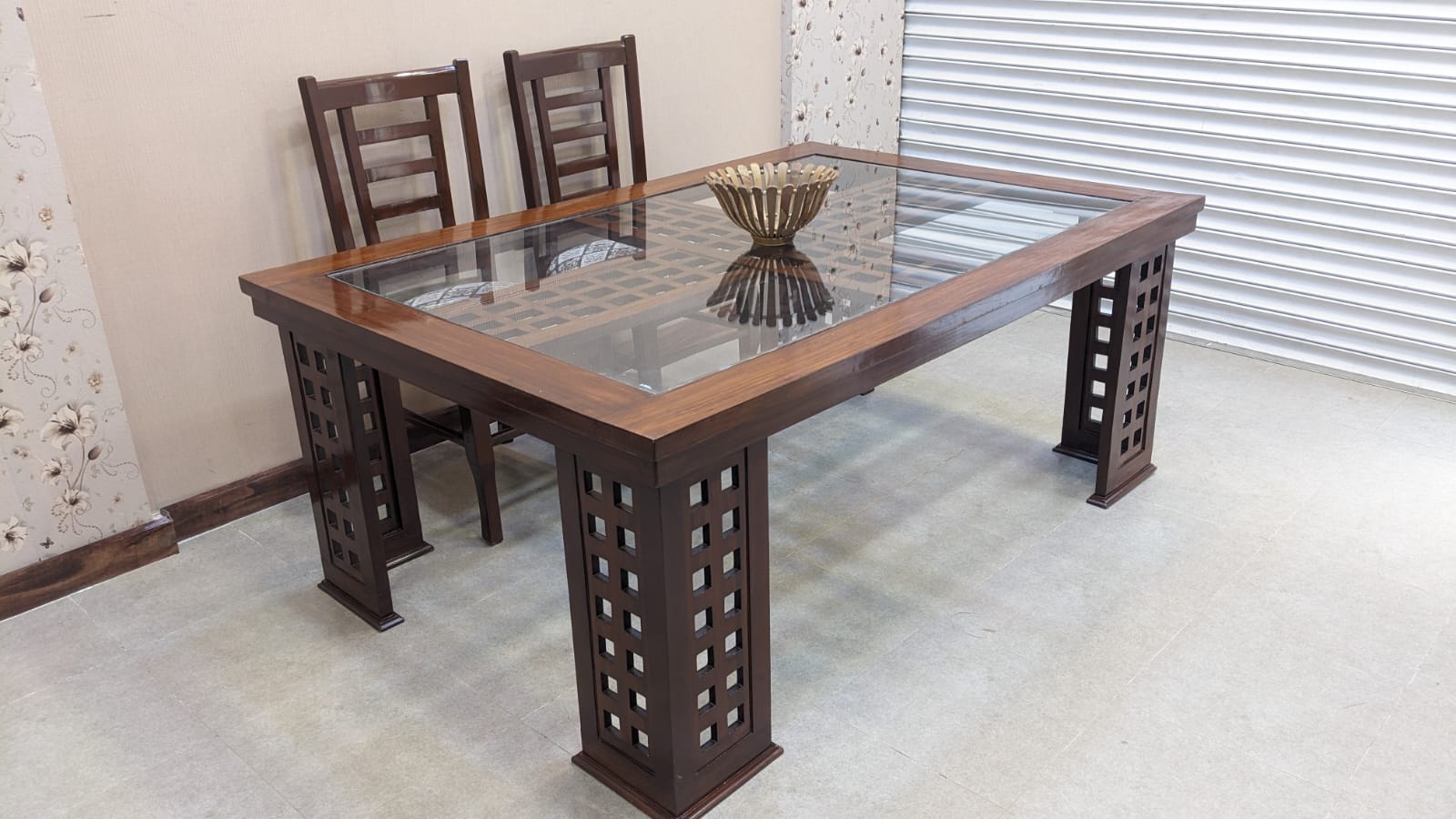 6 Seater Dining Table