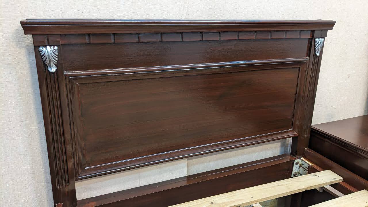 Pair Of Single Bed With Shared Side Table