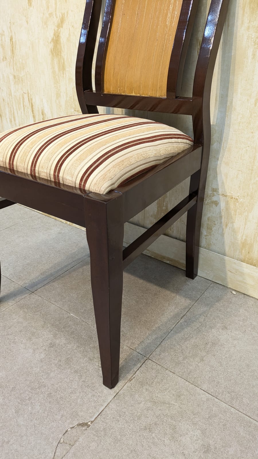 6 Seater Dining Table