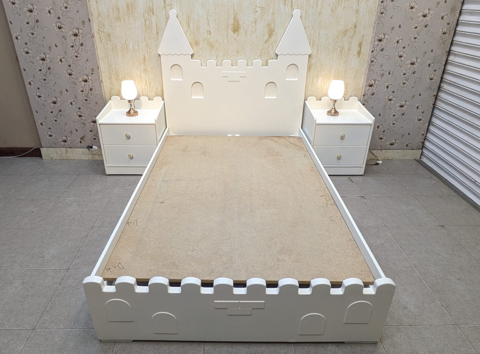 Twin Size Bed With Set
