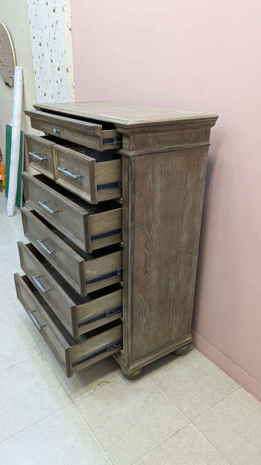 Imported American Ashley Furniture Chest Of drawers
