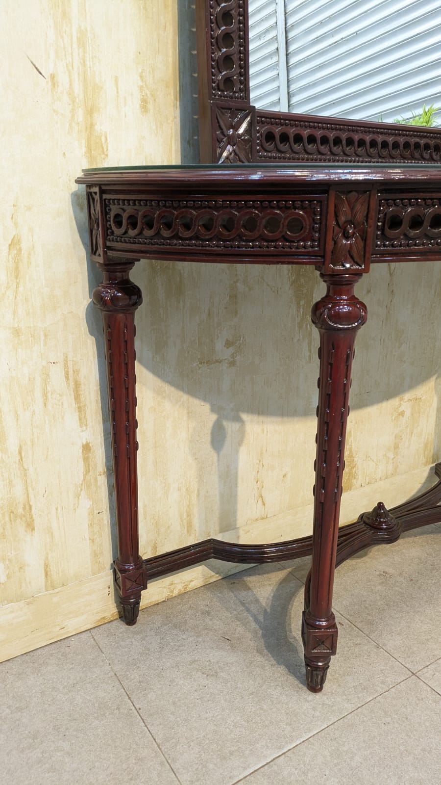 Console with wall Mounted Mirror