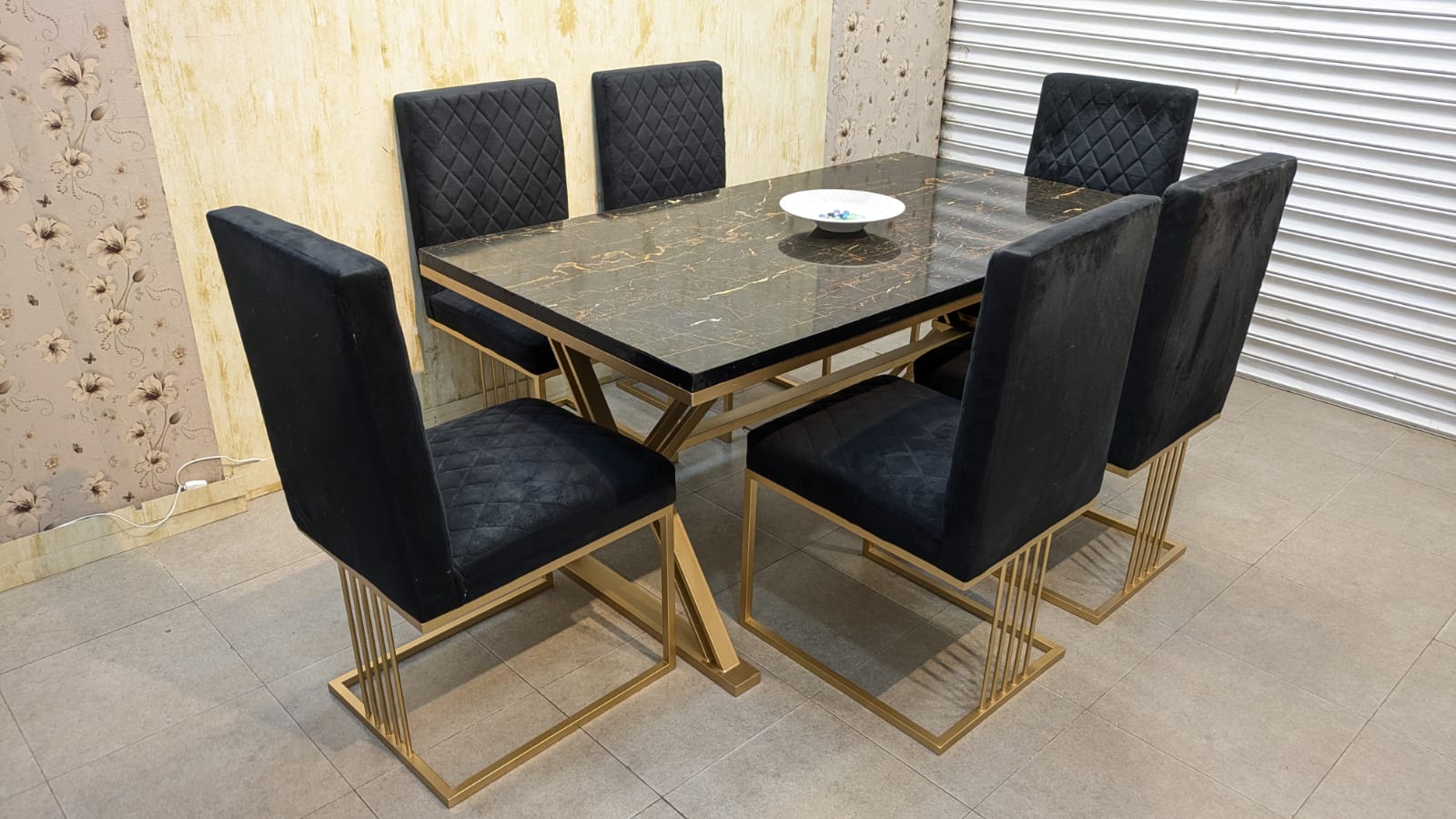 6 Seater Dinning Table