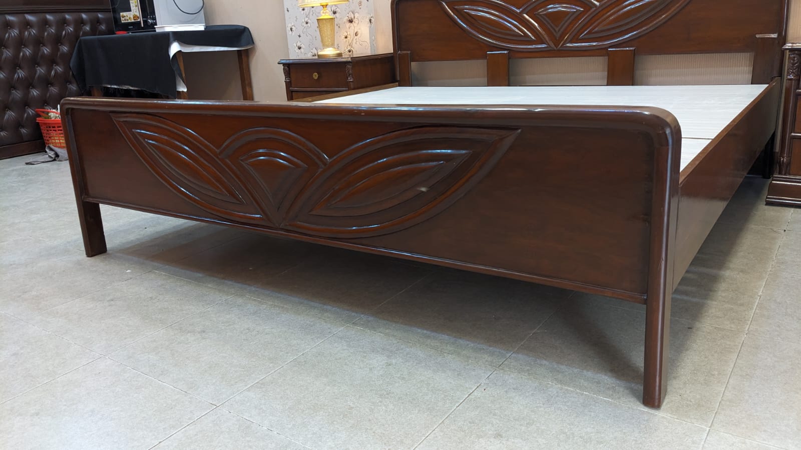 Double Bed with 2 Side Tables