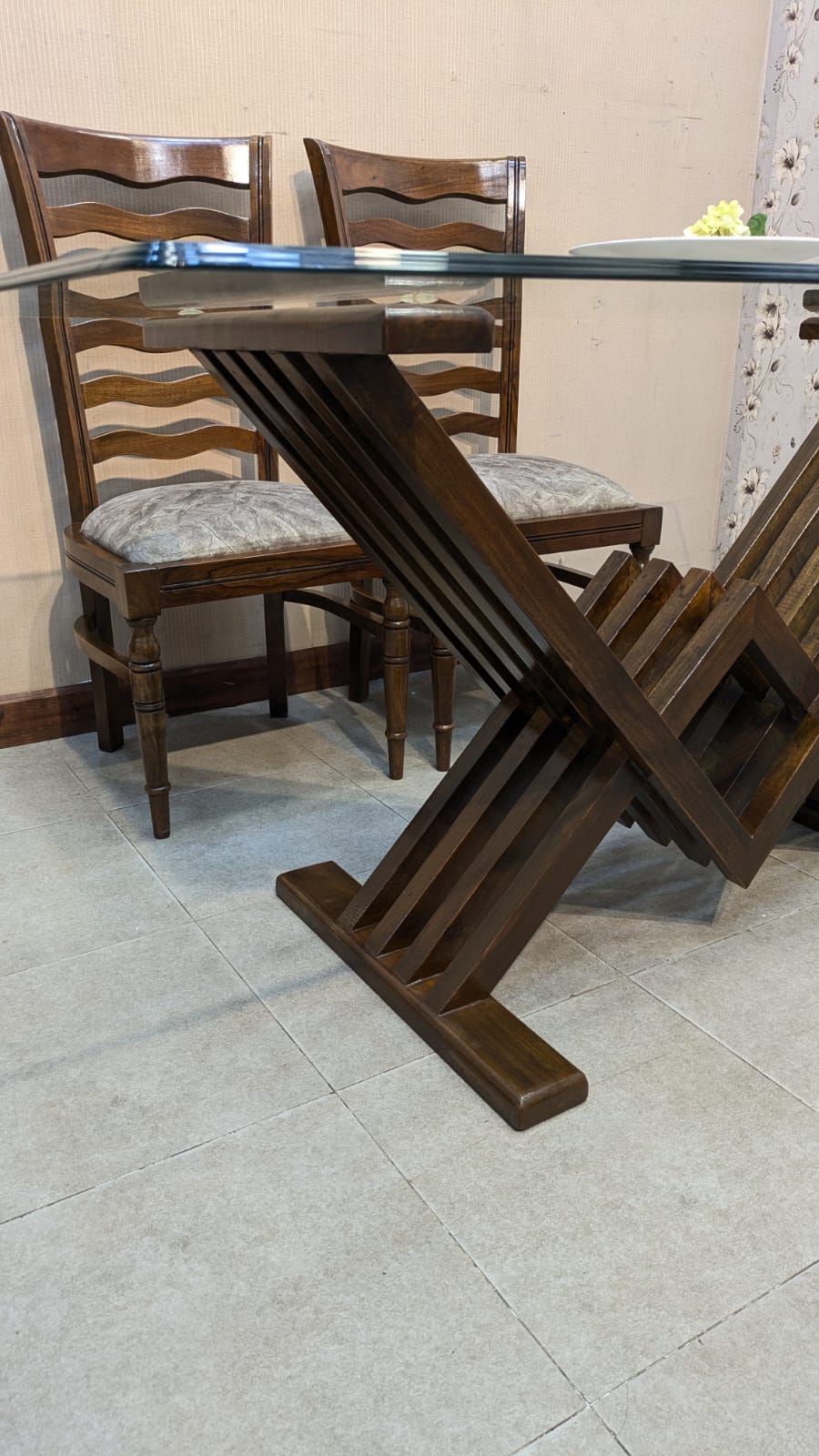 Solid Sheesham Wood 6 Seater Dining Table