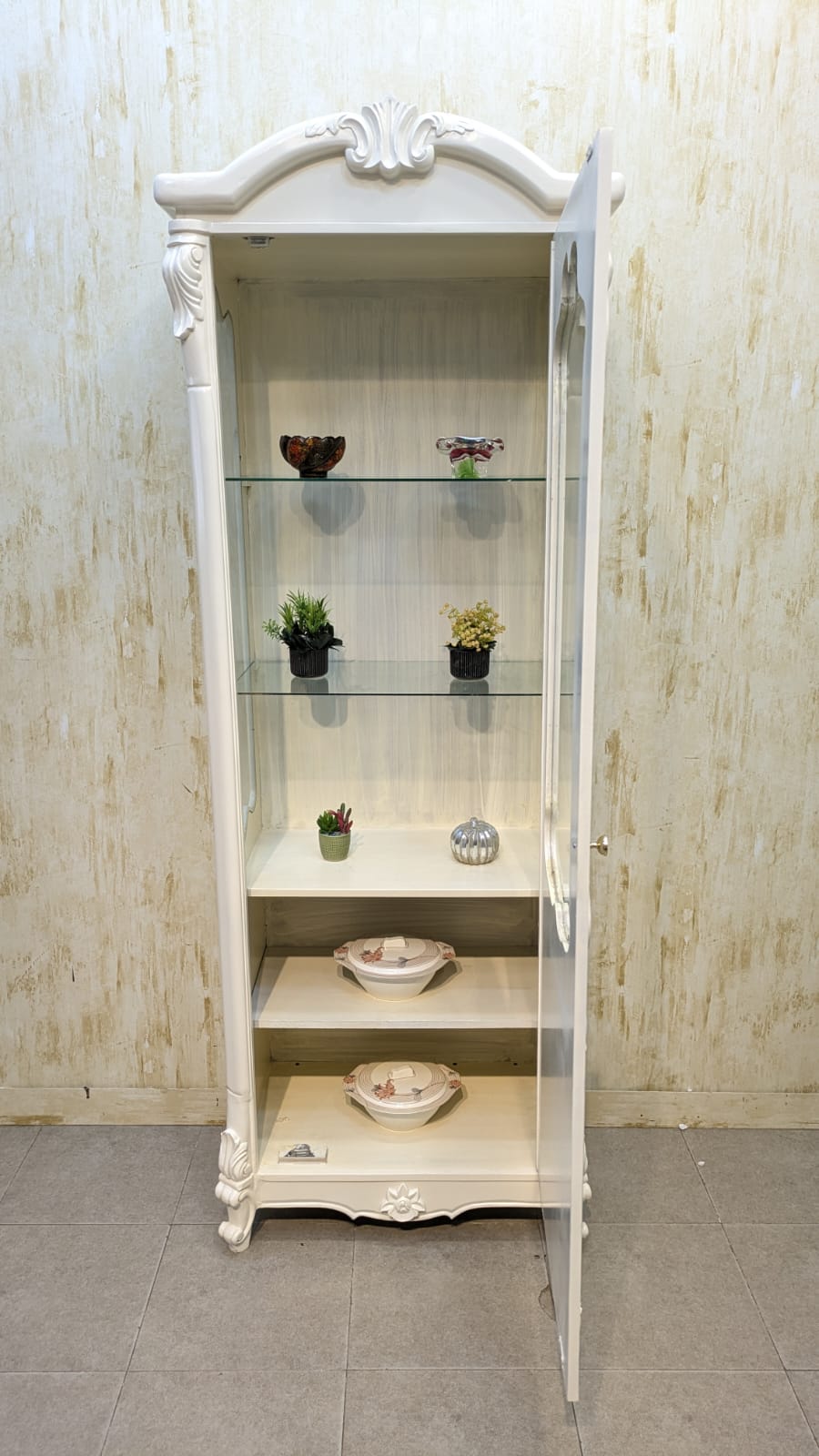 Brand New Unused Crockery Divider