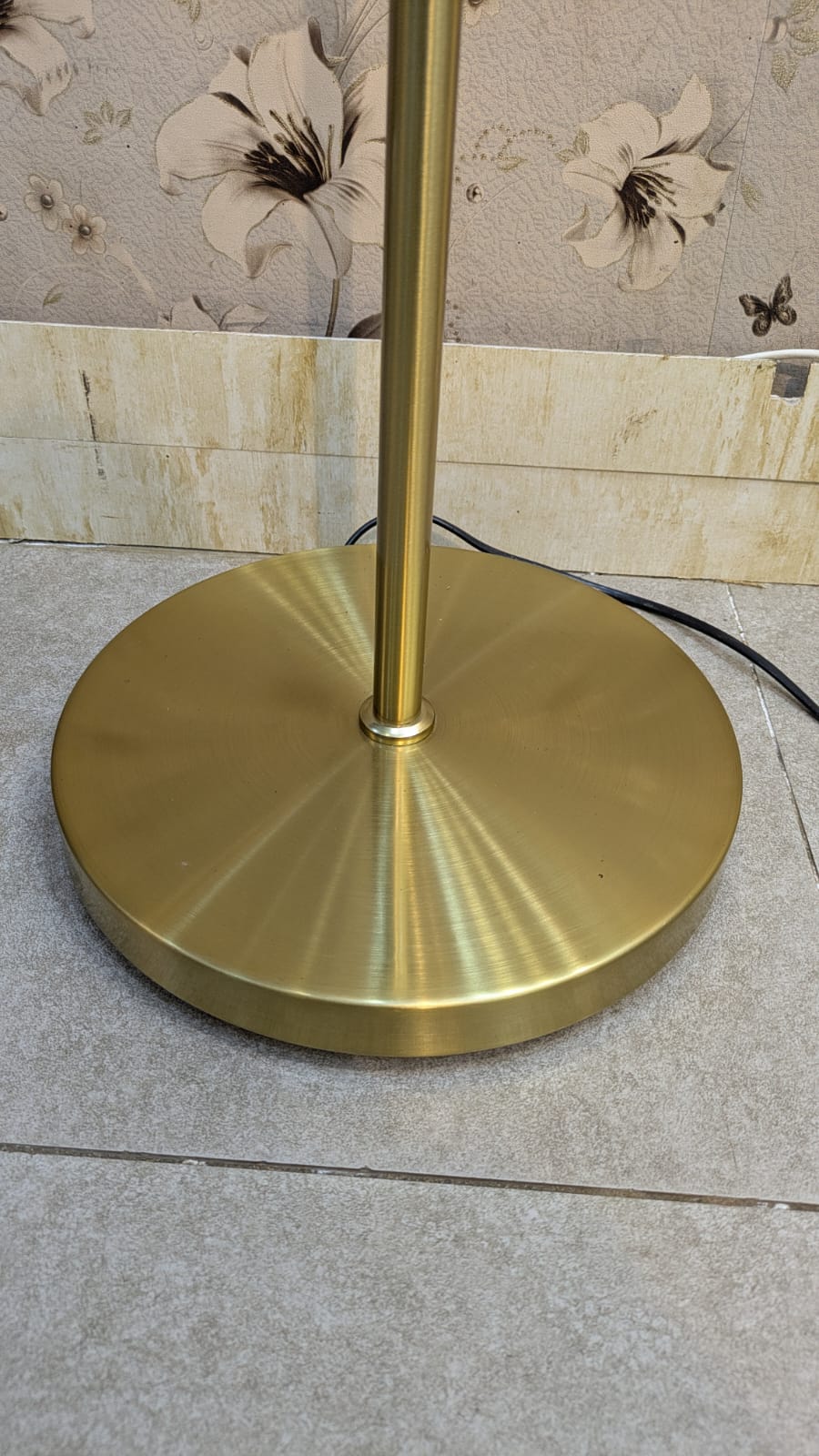 Elegant Modern Double-Globe Floor Lamp