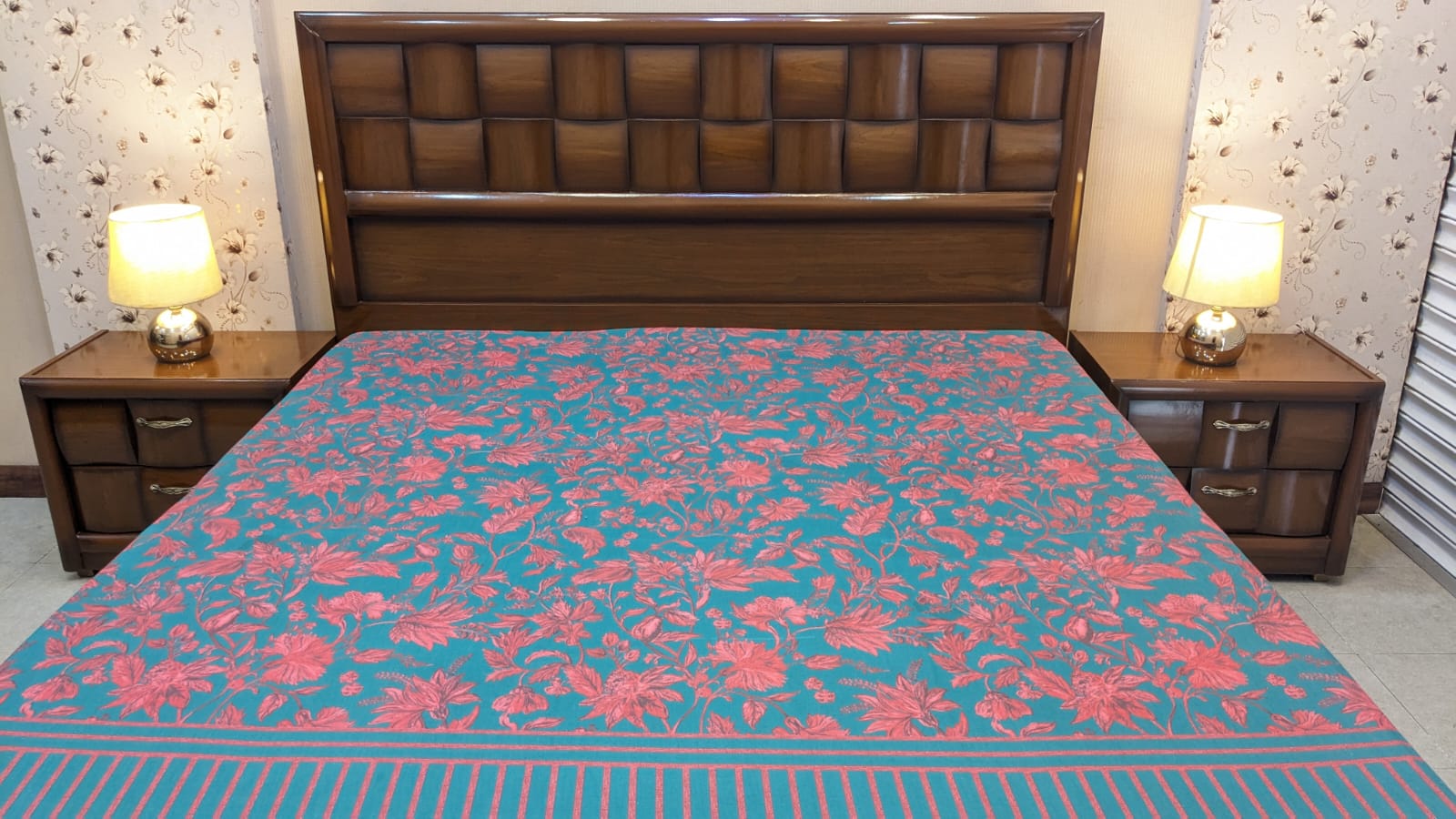King Size Bedroom Set with Almirah