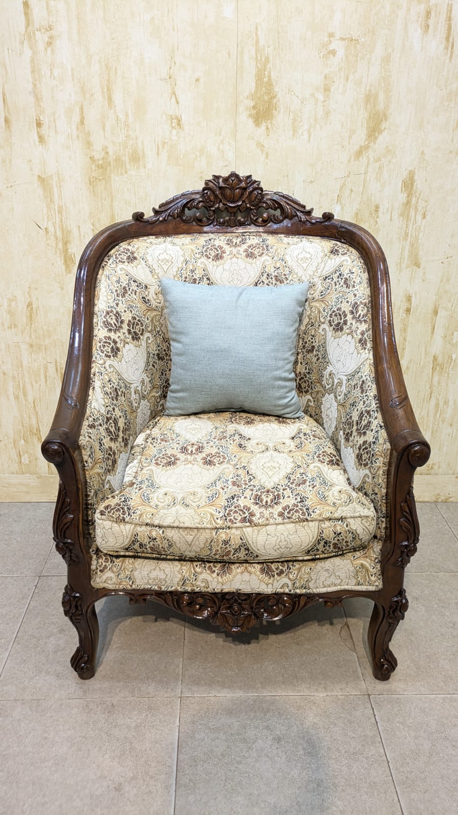 Solid sheesham Wood 5 Seater Sofa Set