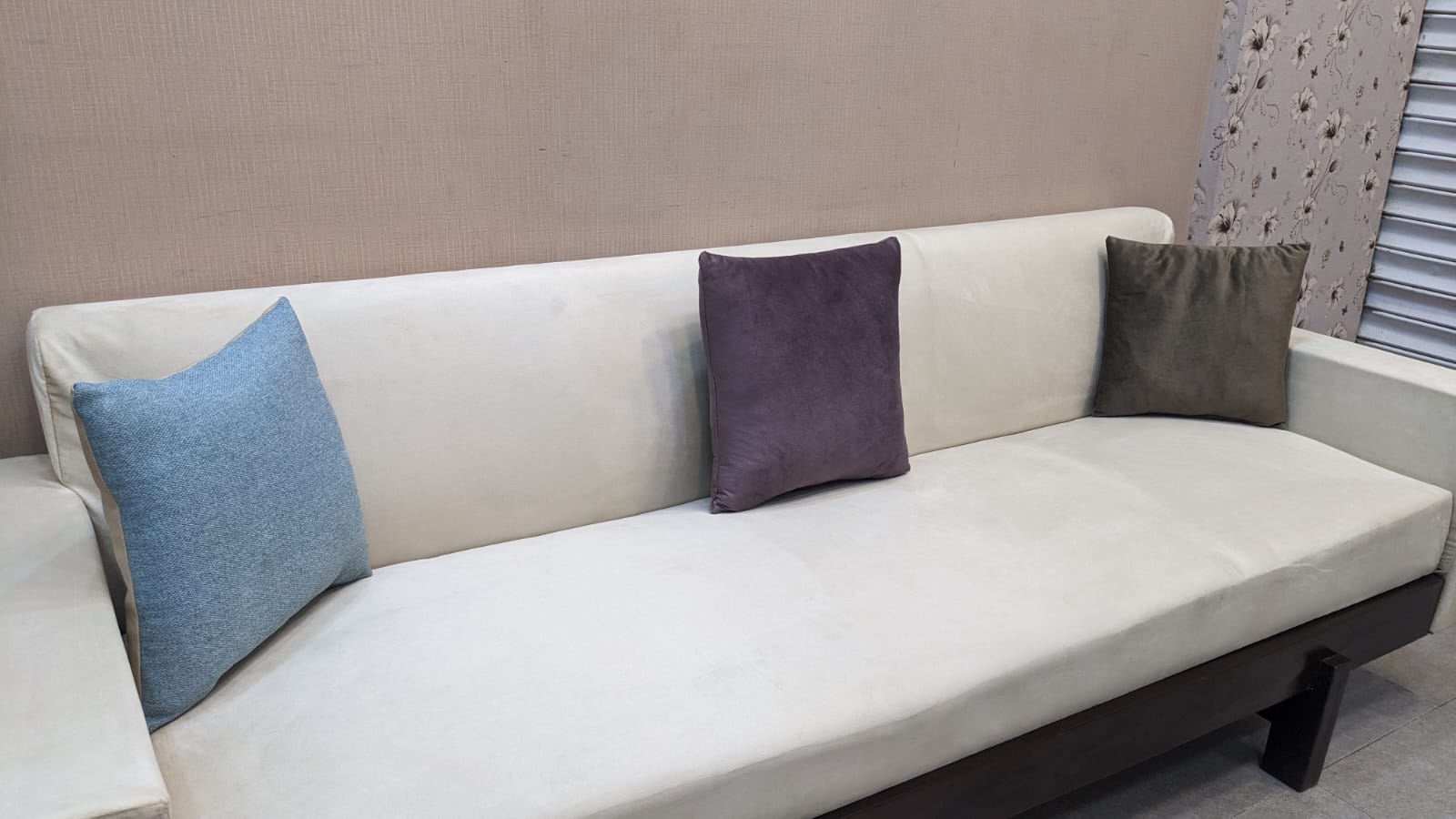 Modern Design 3 Seater Sofa