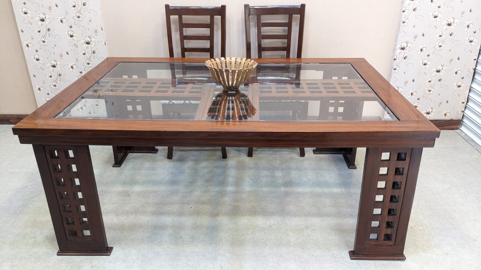 6 Seater Dining Table