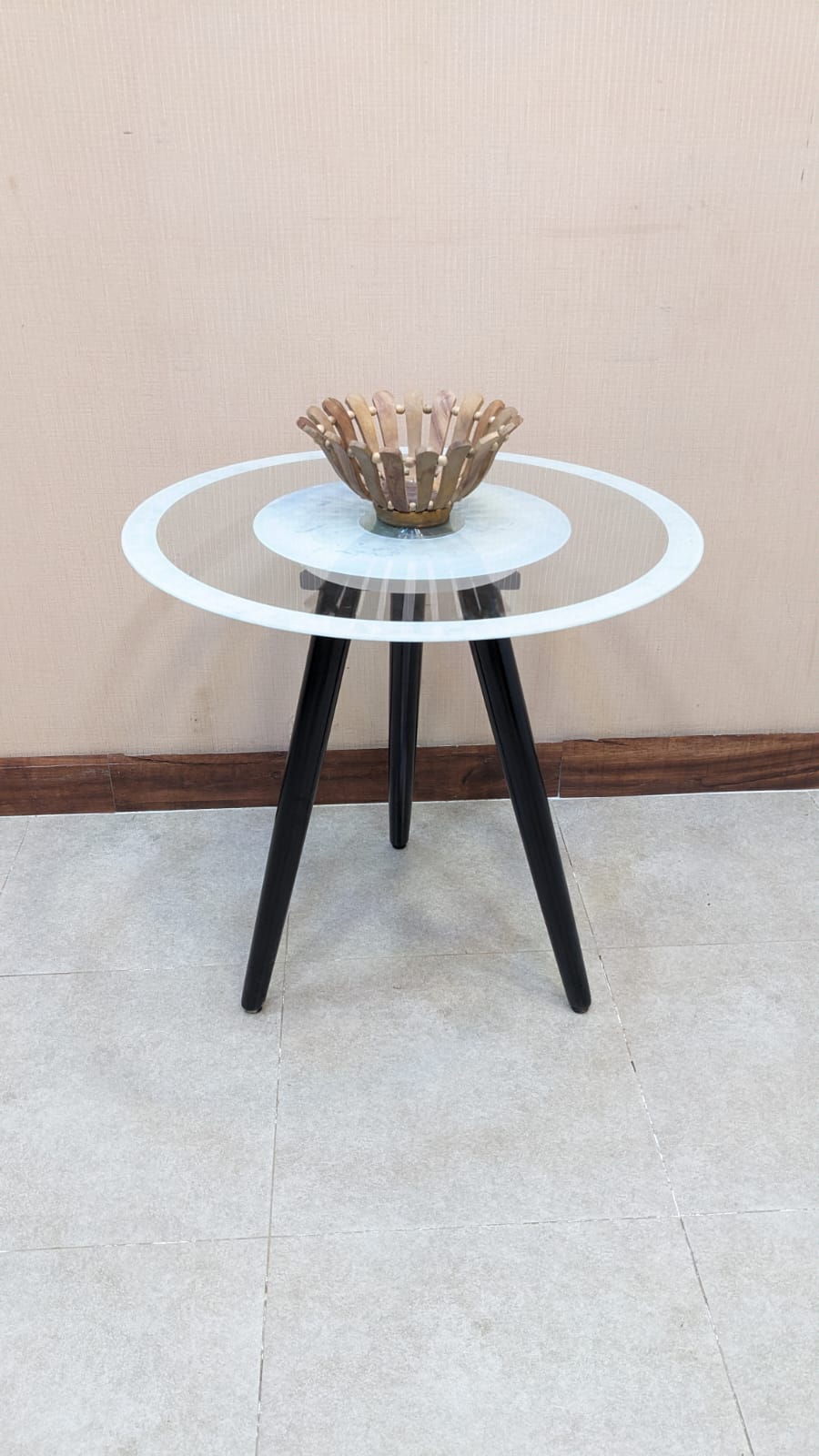 Rotating Top Corner Table