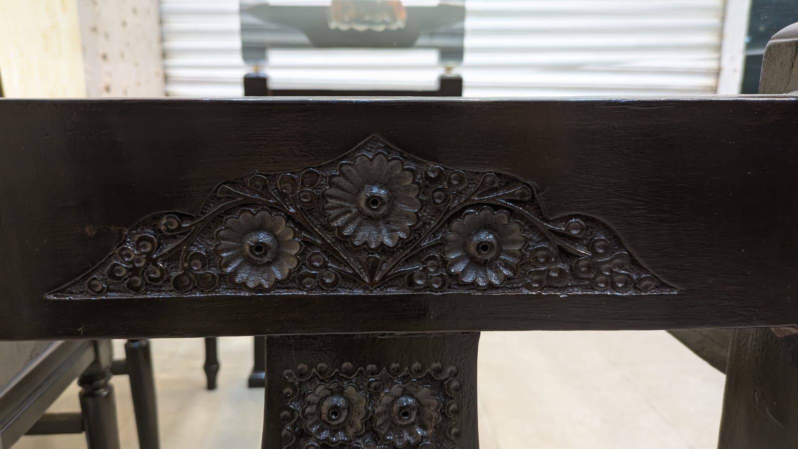 6 Seater Dining Table