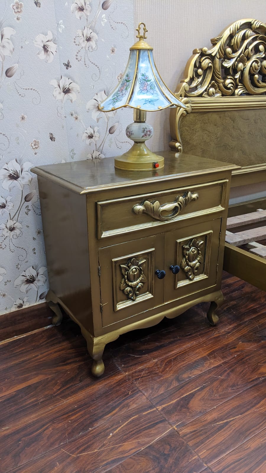 Solid Sheesham Wood Chinioti King Size Bed Set