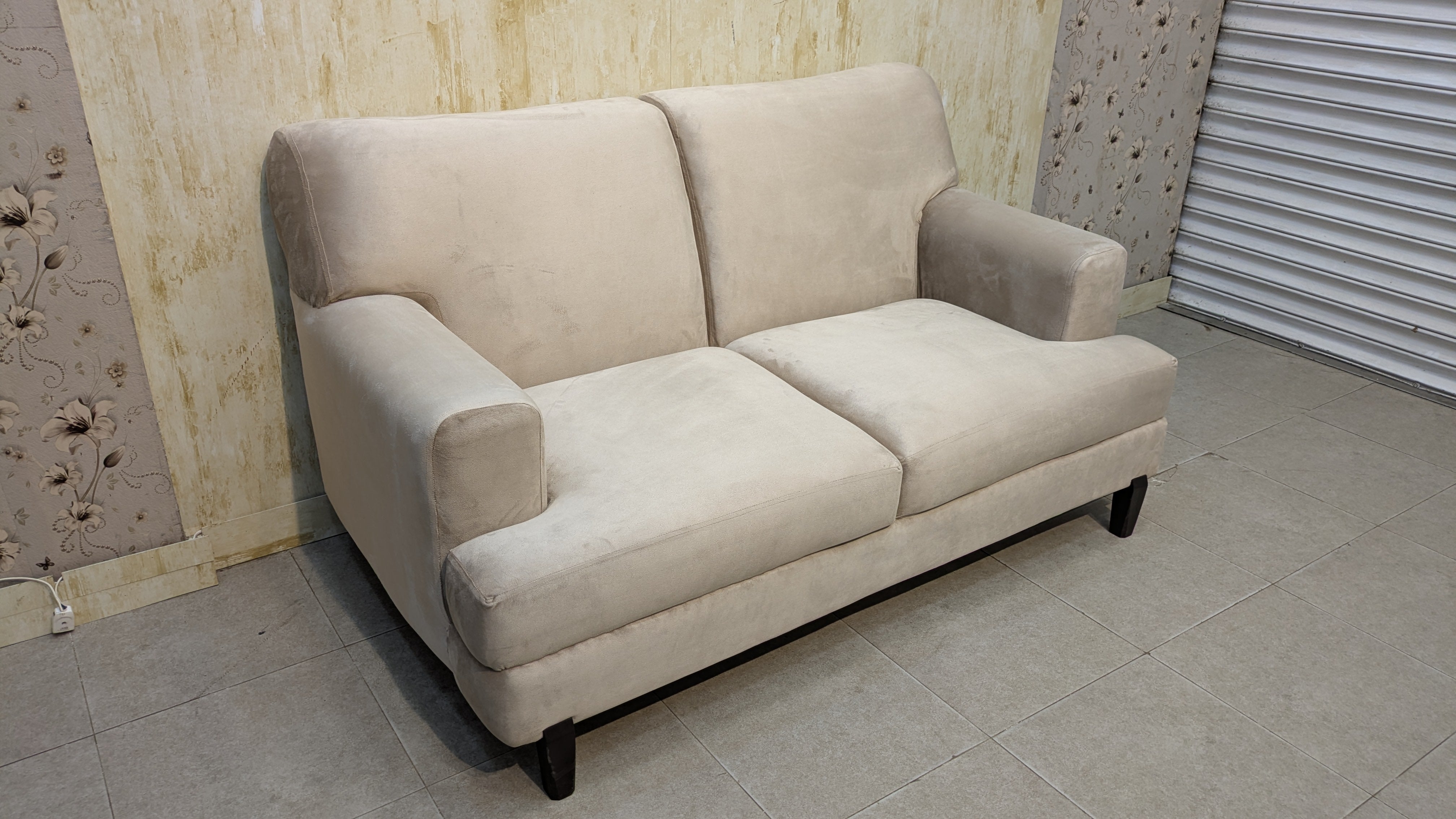 Imported Home Centre Dubai 6 Seater Sofa Set