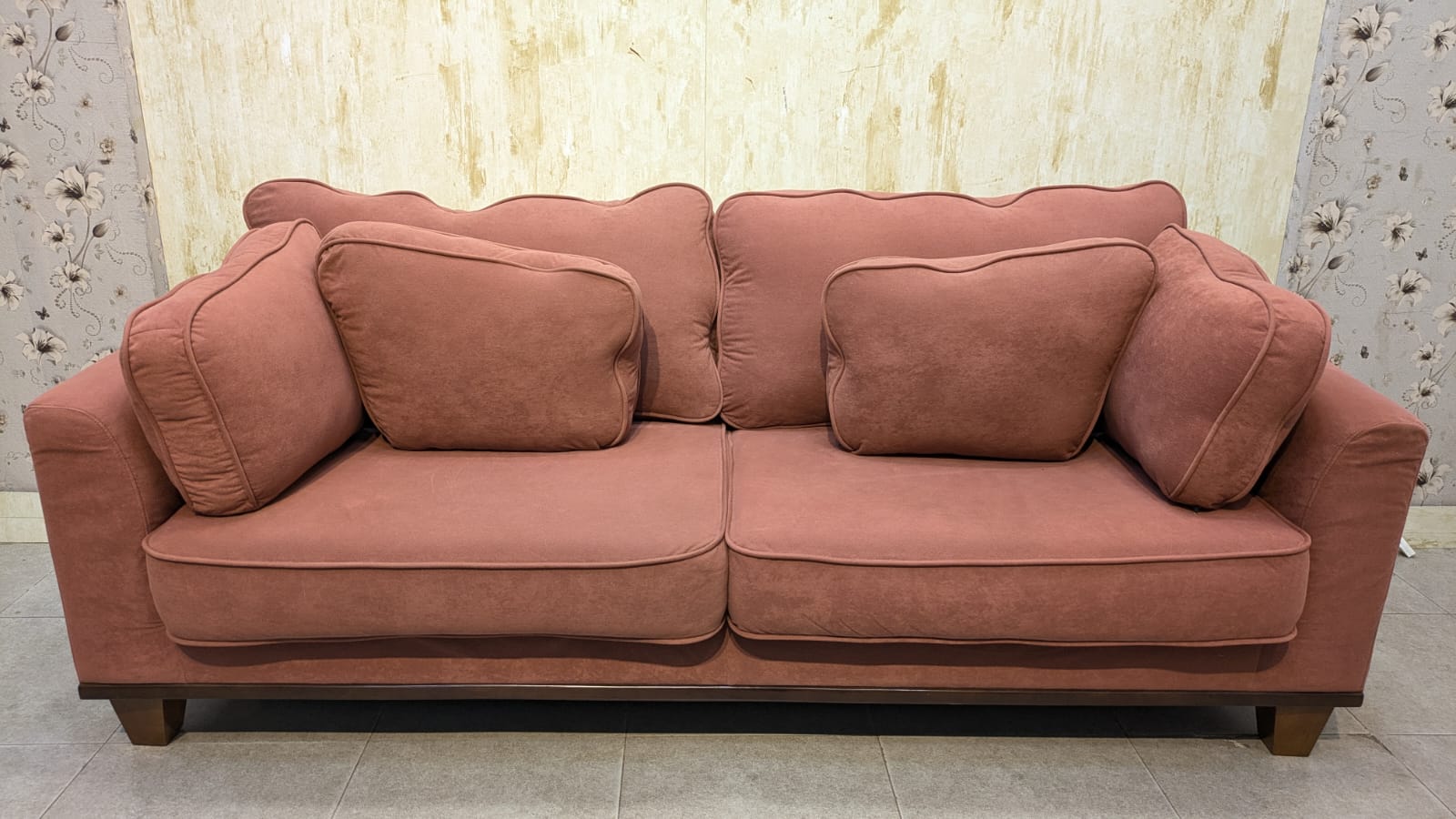 3 Seater Sofa with Cushion