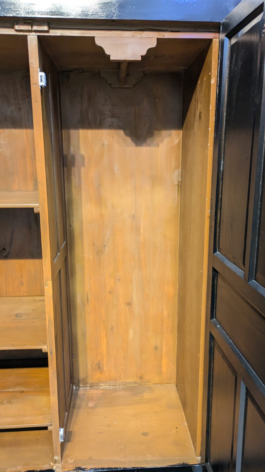 Solid Diyar Wood 2 Door Almirah