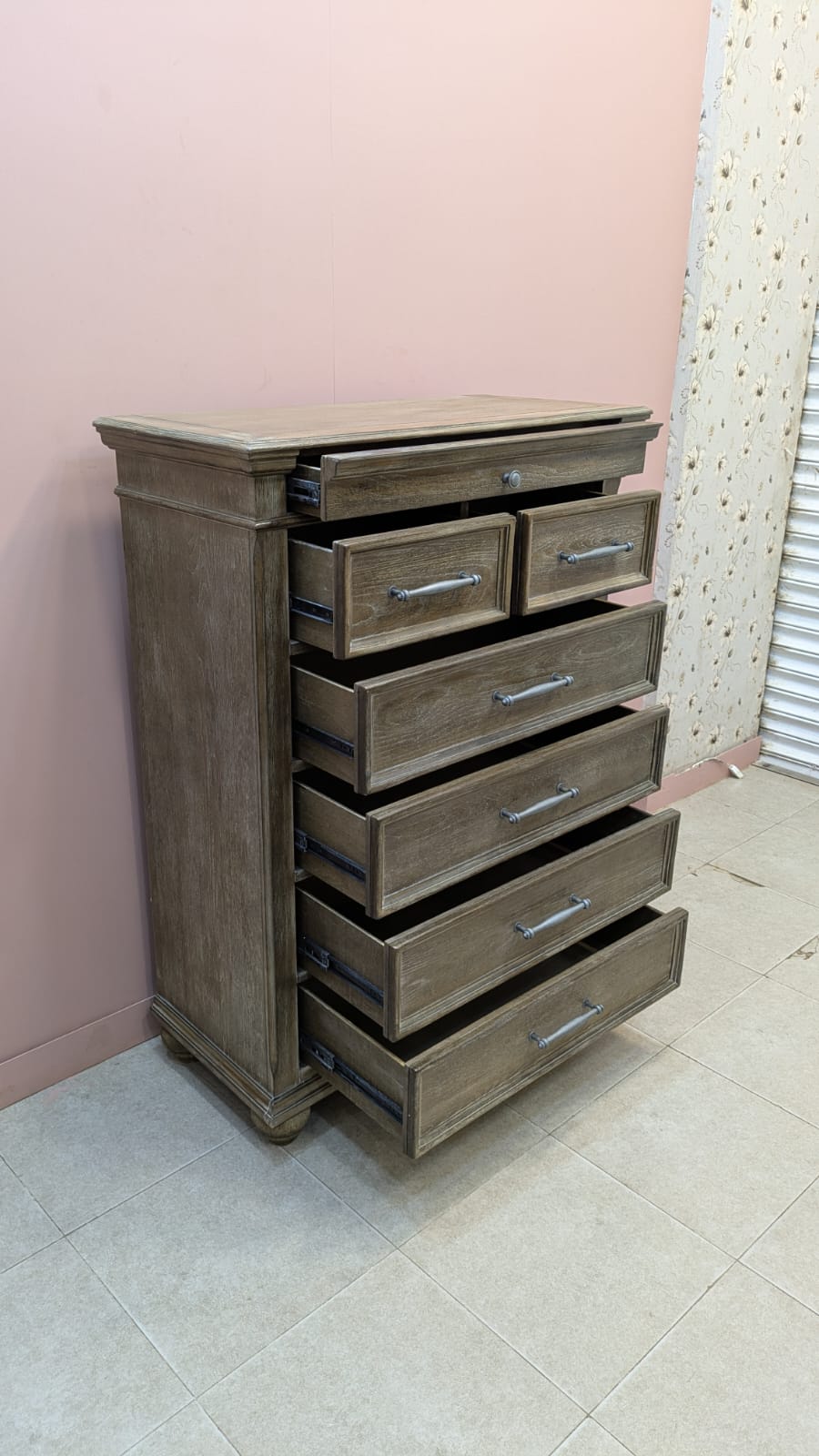 Imported American Ashley Furniture Chest Of drawers