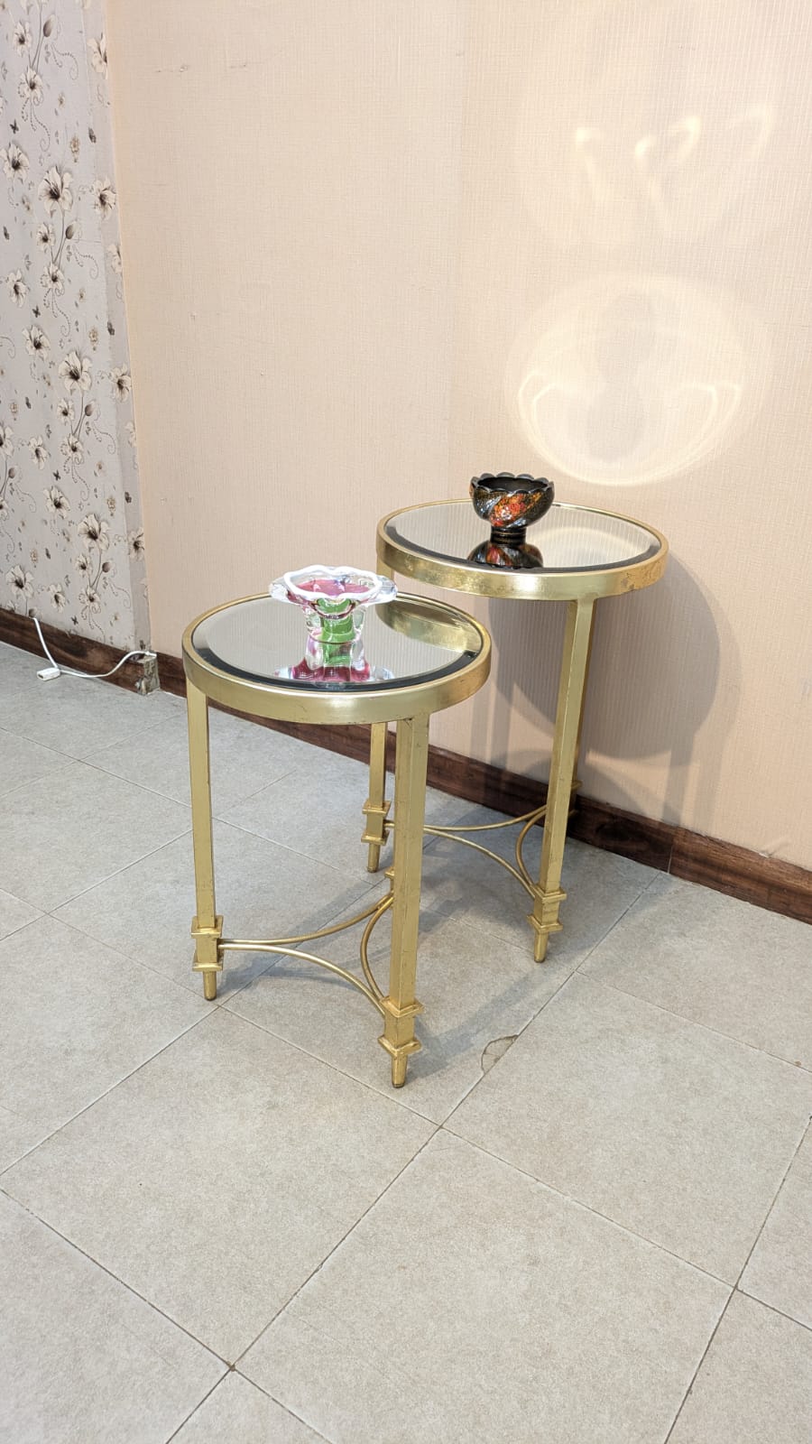 Nesting Tables Set