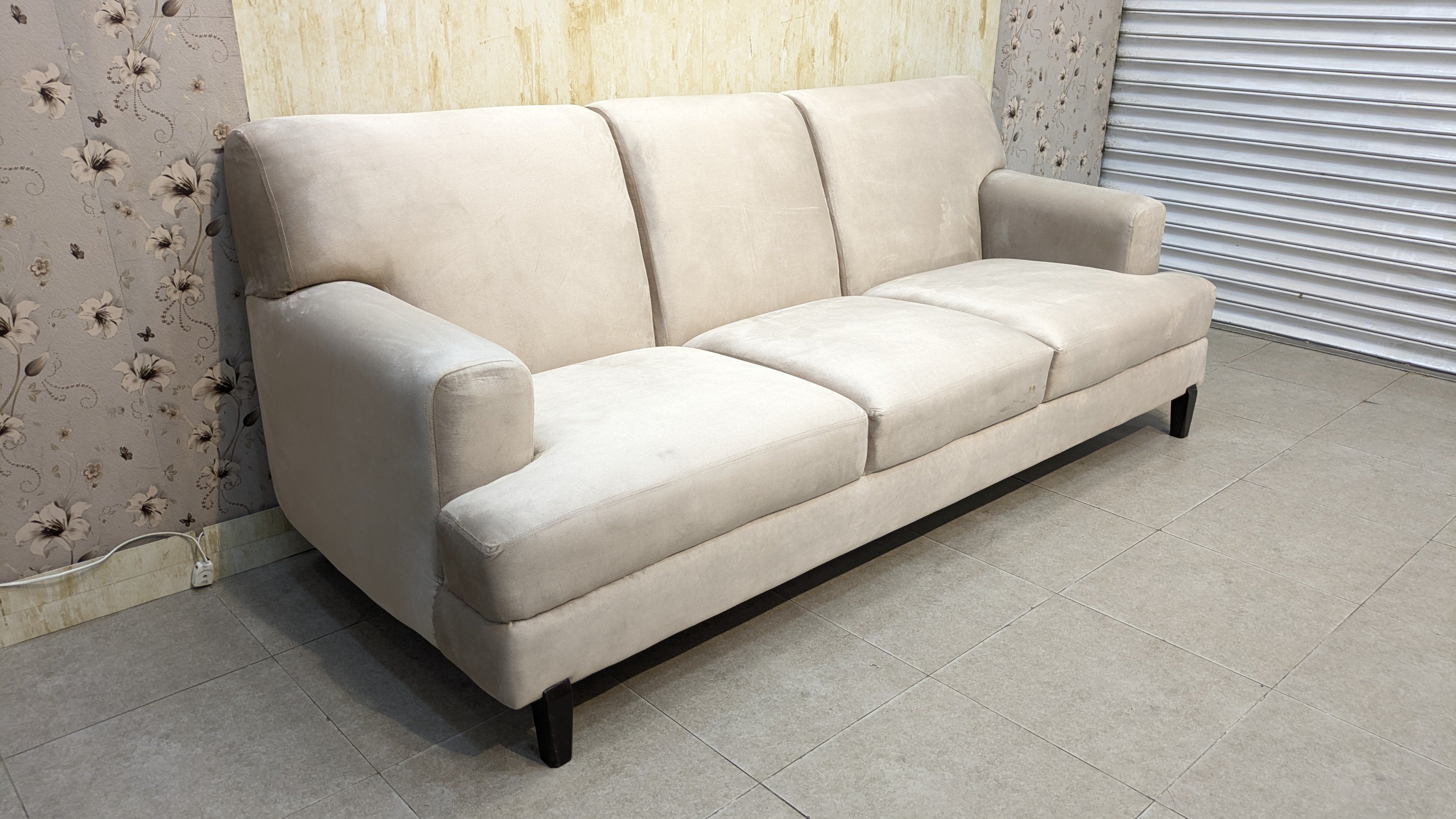 Imported Home Centre Dubai 6 Seater Sofa Set