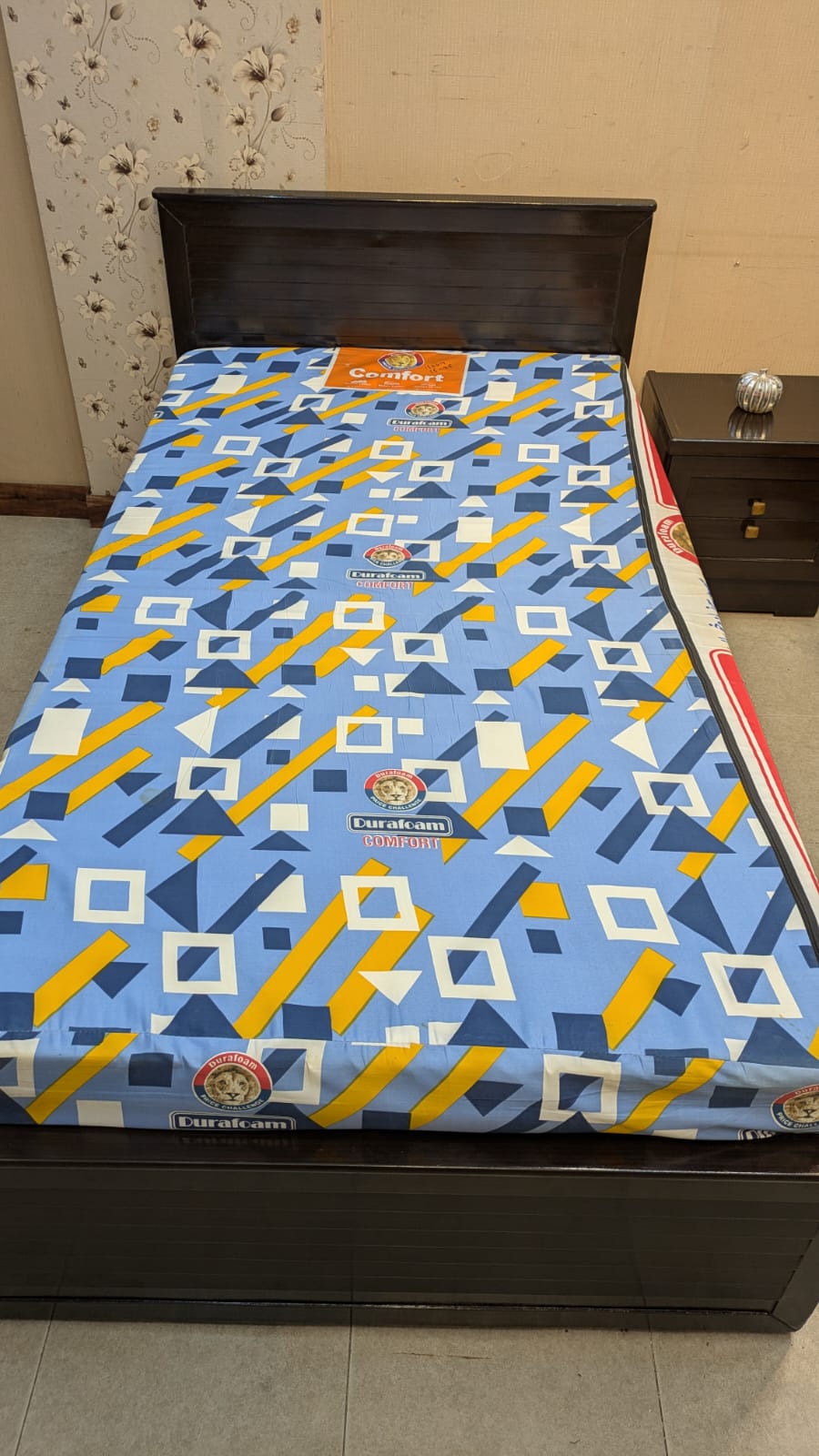 Pair of Single Beds with Dura Comfort Foam Mattresses