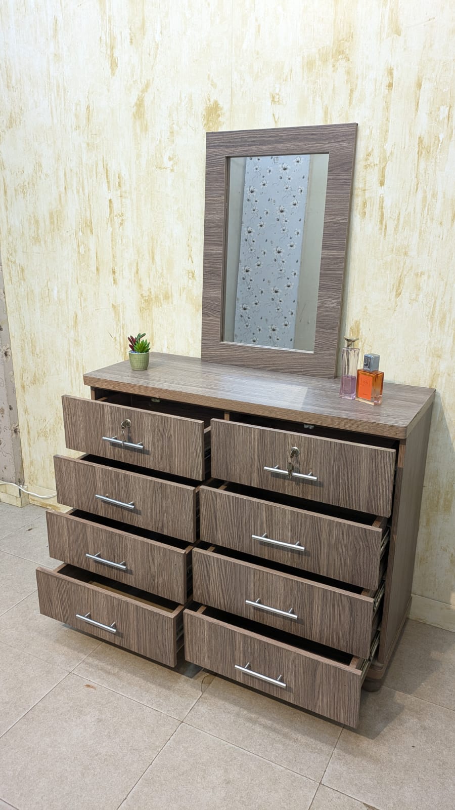 Console With Wall Mounted Mirror