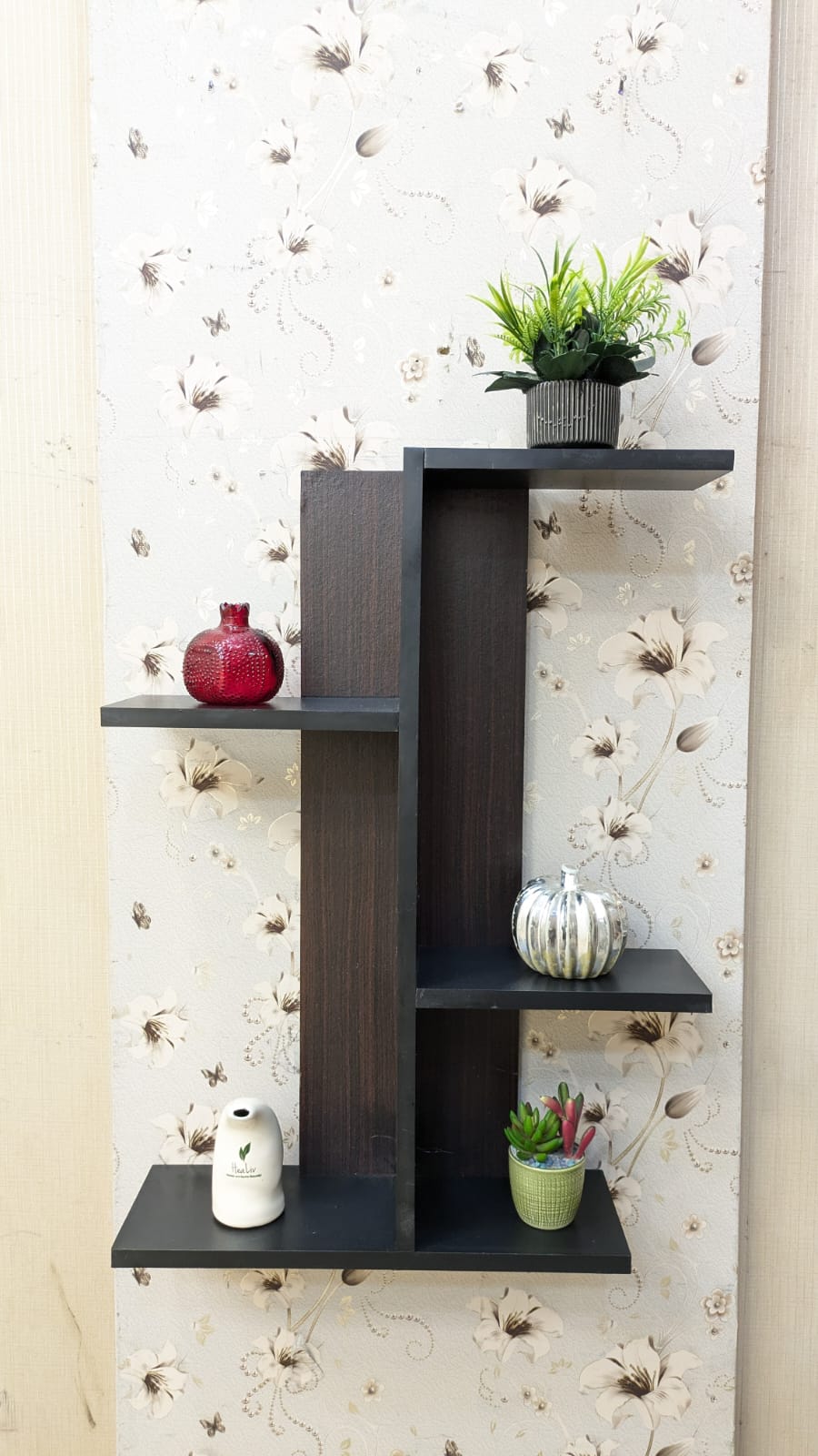 BRAND NEW WALL-MOUNTED DISPLAY SHELF