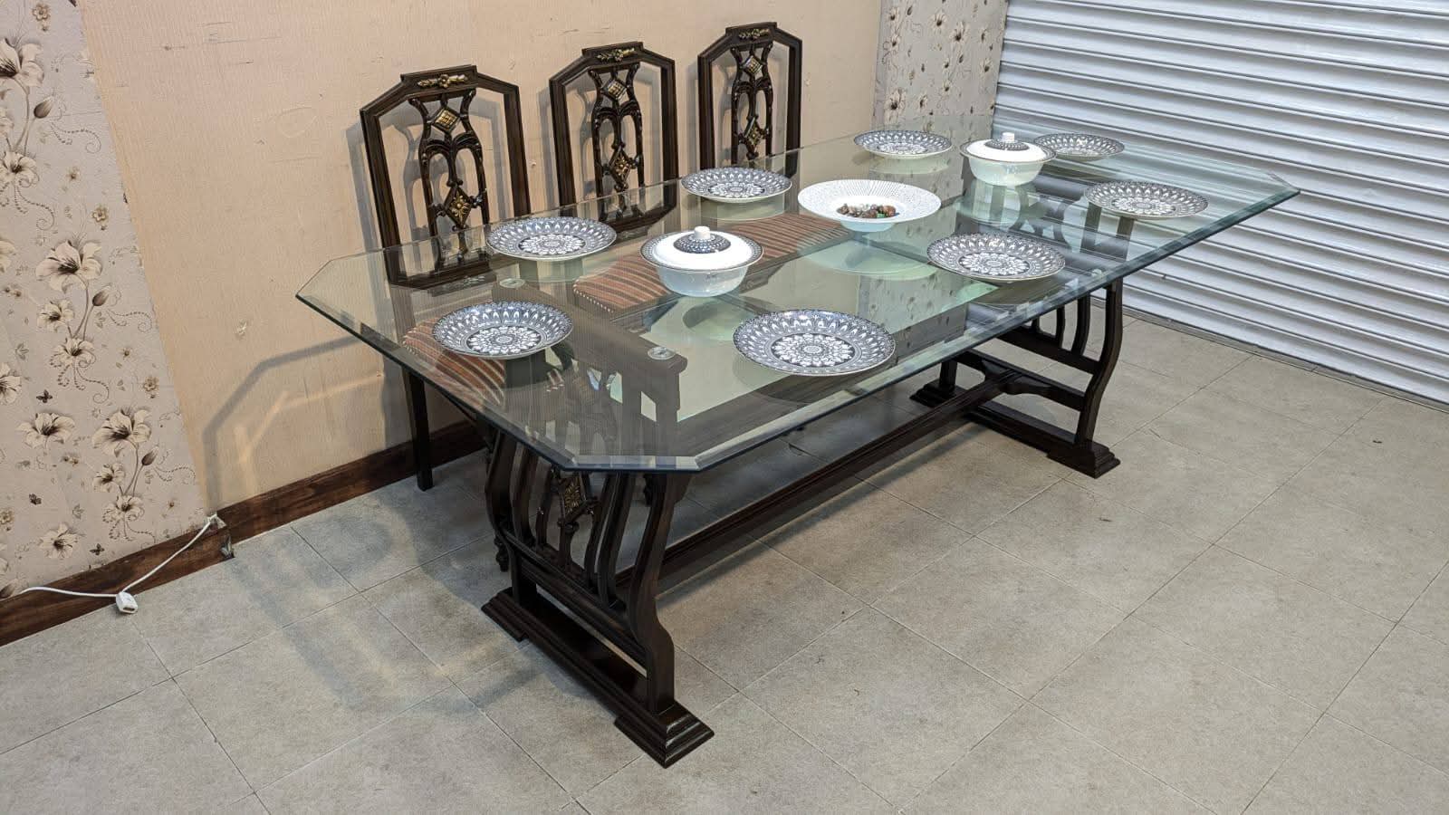 Solid Sheesham Wood 8 Seater Dining Table