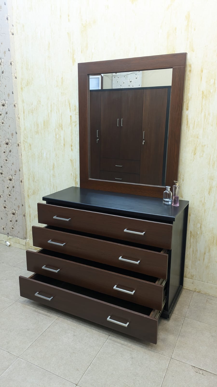 Habitt Cooper King Size Bedroom Set