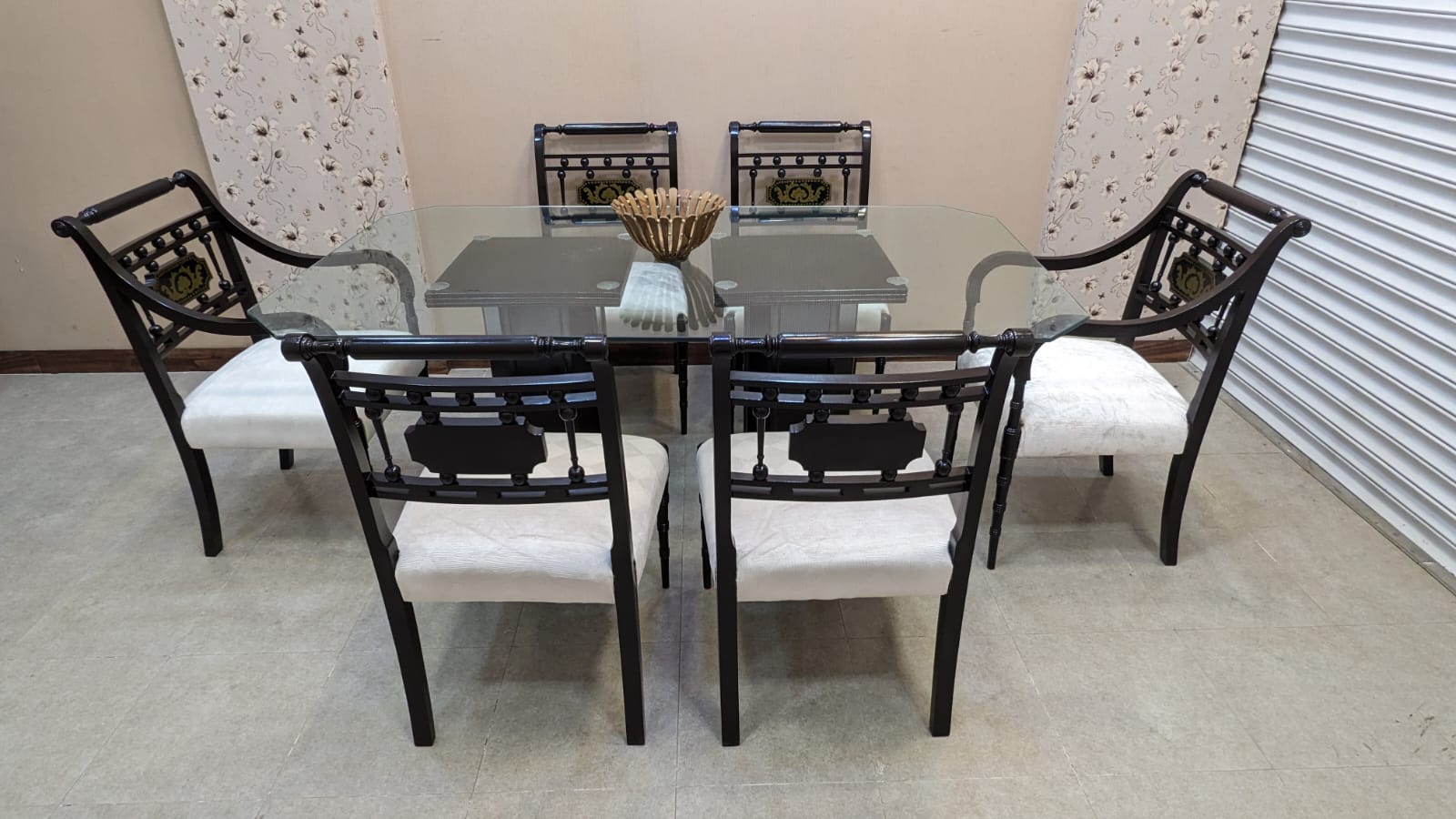 6 Seater Dining Table